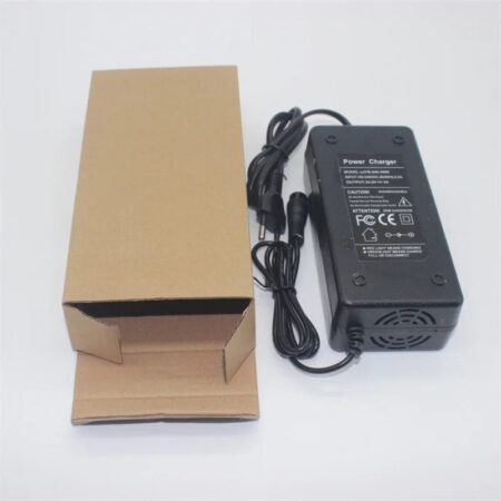 Oplader elektrische step RS5 67.2V 2.0A